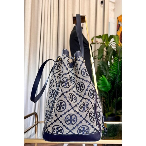 ✺ AUTHENTIC TORY BURCH BLUE AND CREAM MONOGRAM SHOULDER BAG - Picture 5 of 14